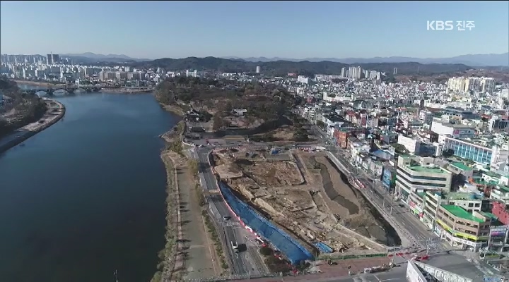진주성 외성 남문 추정지 발굴... 복원은?